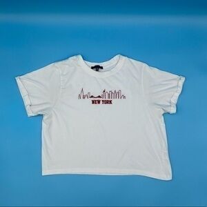 NEW YORK EMBROIDERED CROP TOP